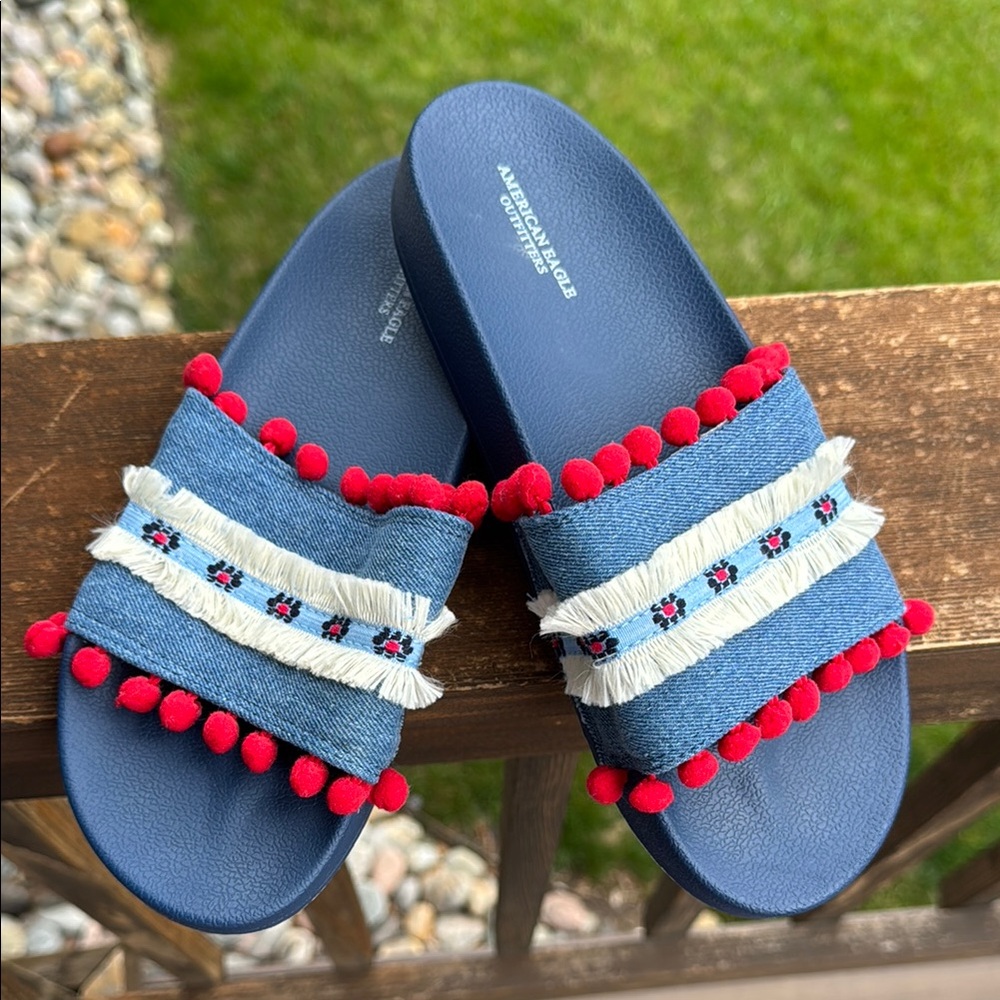 American Eagle Outfitters Blue and Red Slide Sandals Size 8